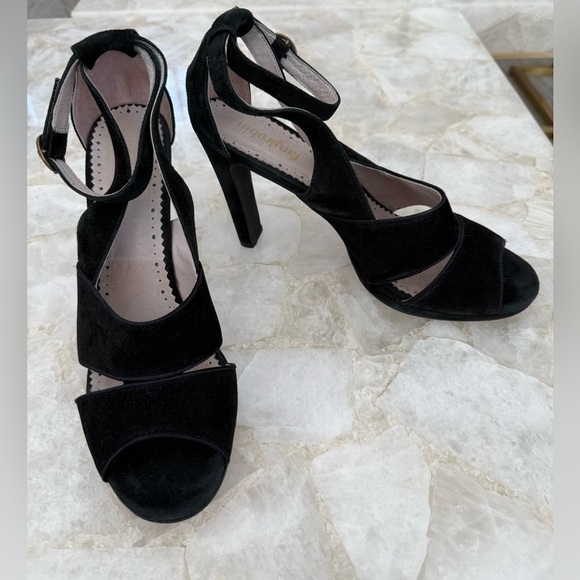 ANTHROPOLOGIE Farylrobin ‘Finella’ Velvet Sandals - Picture 7 of 16